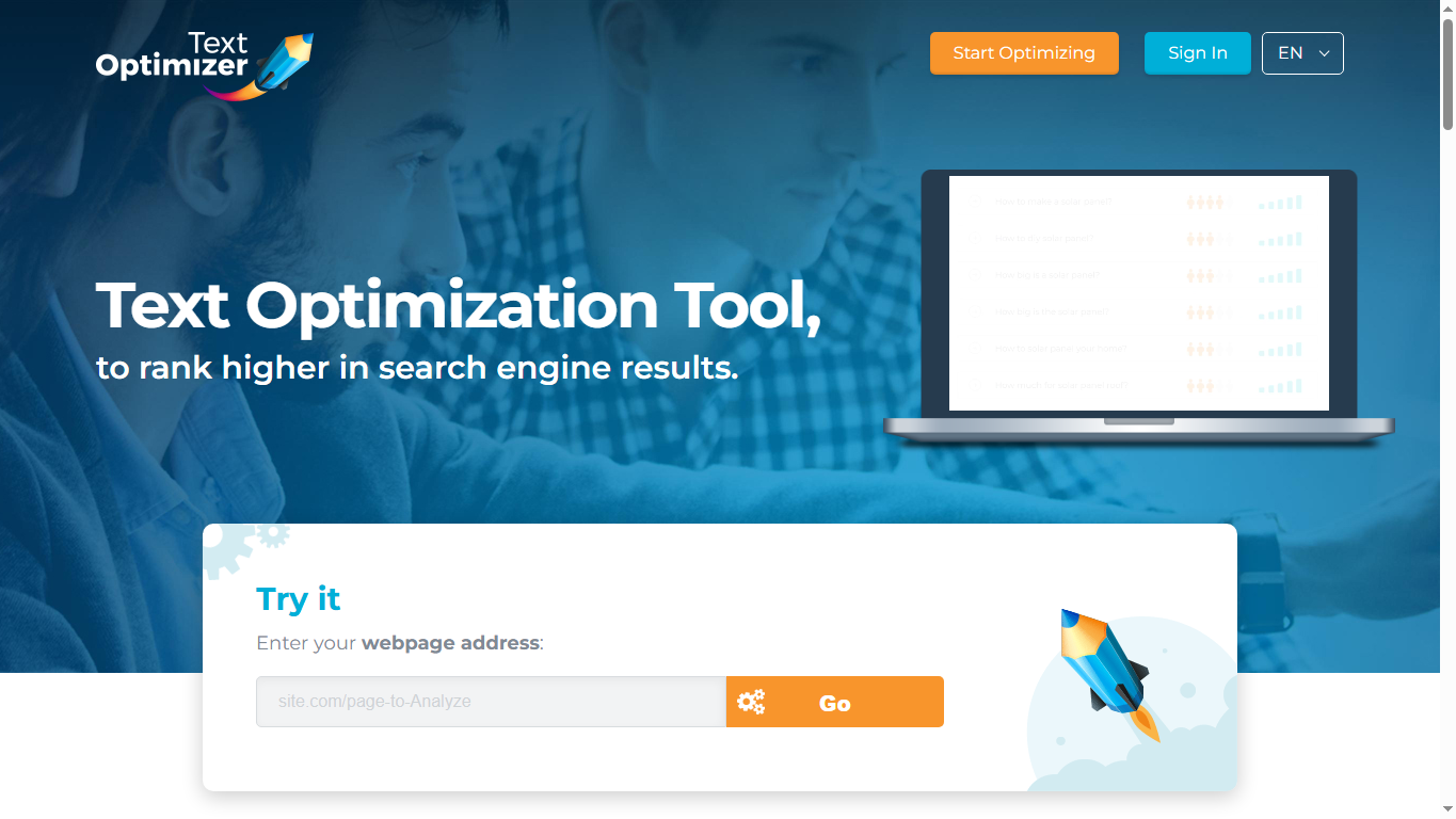 Capture publique du site Text Optimizer montrant le champ d'analyse d'une page